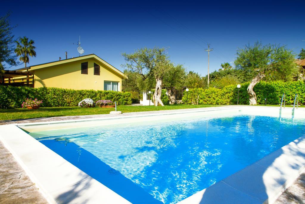 Baia Degli Ulivi Apartments Чефалу Экстерьер фото